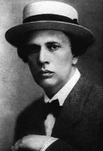 Aleksiejus N. Tolstojus
